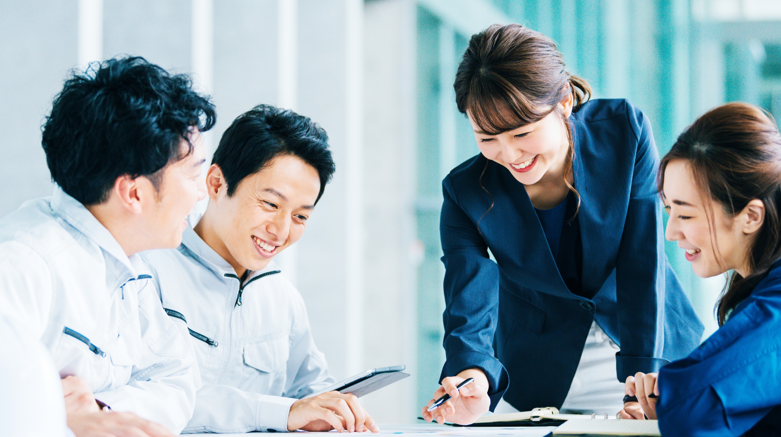 キービジュアル3