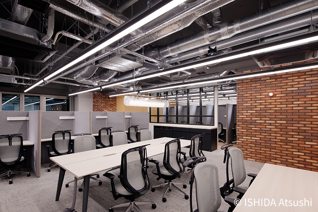 ヘッドオフィス会議室